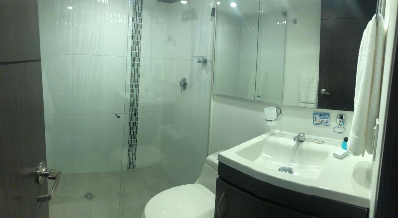 Hotel Serenity Corferias Богота Экстерьер фото